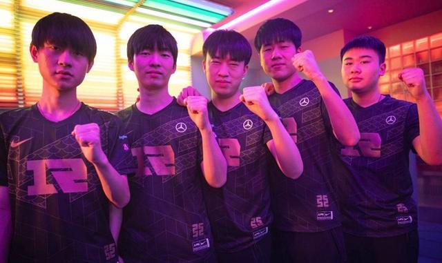 虽然出场时 虽然出场时