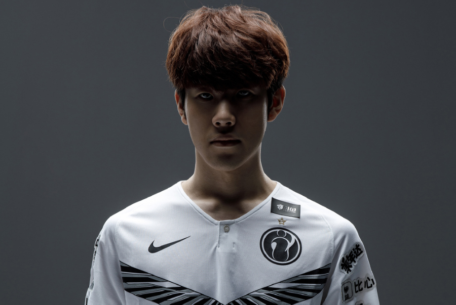 高价引援 高价引援